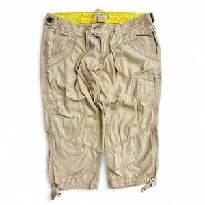 Arizona Jean Company Vintage Y2K Tan Cargo Capri Pants
